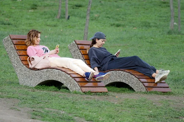 问鼎娱乐真人娱乐